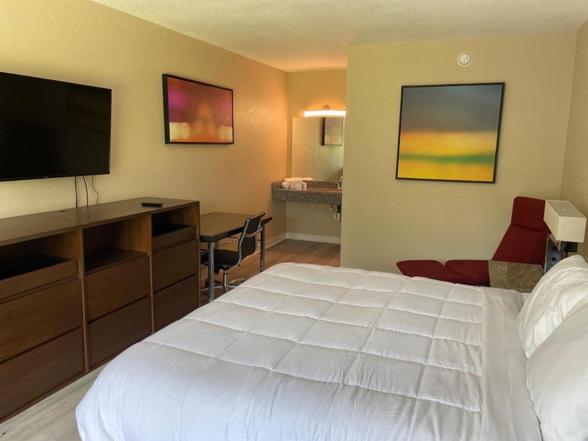Econo Lodge Jennings Екстериор снимка