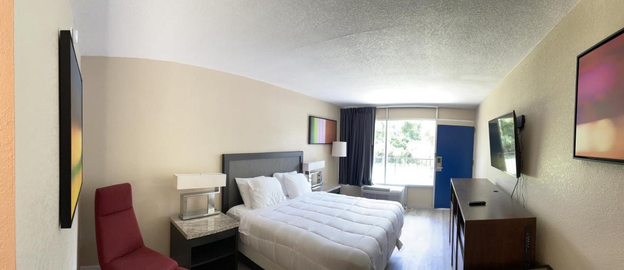 Econo Lodge Jennings Екстериор снимка