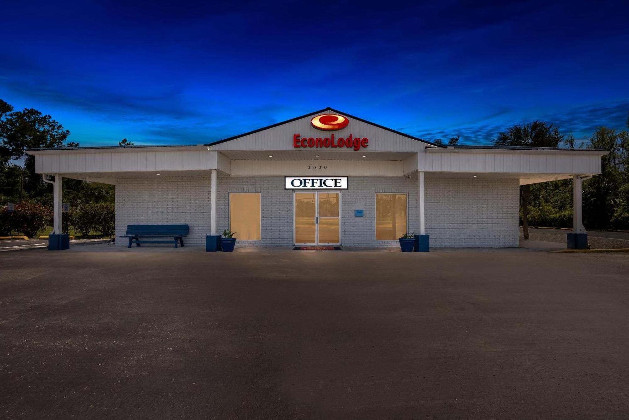 Econo Lodge Jennings Екстериор снимка
